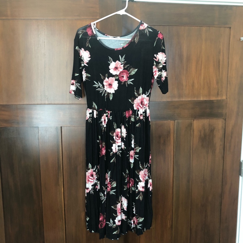 Penny dress black floral